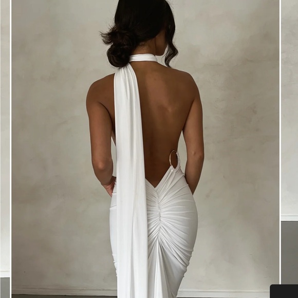 NEW Constantina White Backless Halter Dress - Picture 2 of 6